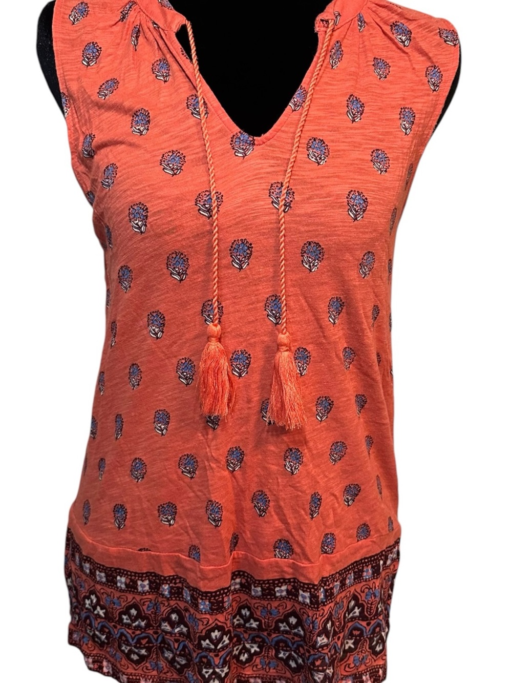 Lucky Brand Coral Sleeveless Tassel V-Neck Tank with Printed Hem